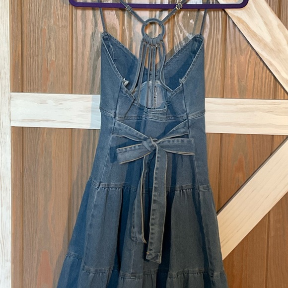 Sexy Halter Denim Maxi Dress. Front buttons and Sexy back Styling. Size 2X. NWOT - Picture 4 of 7